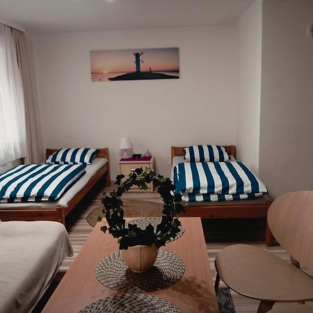 Chatki Saturnina I Pokoje Świnoujście Exterior foto